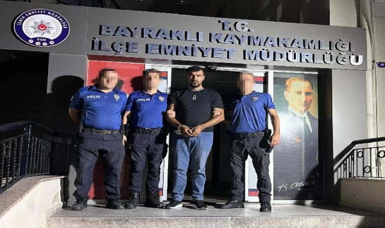 Annesini öldürdü, ölümle tehdit ettiği sevgilisinin evinin önünde yakalandı