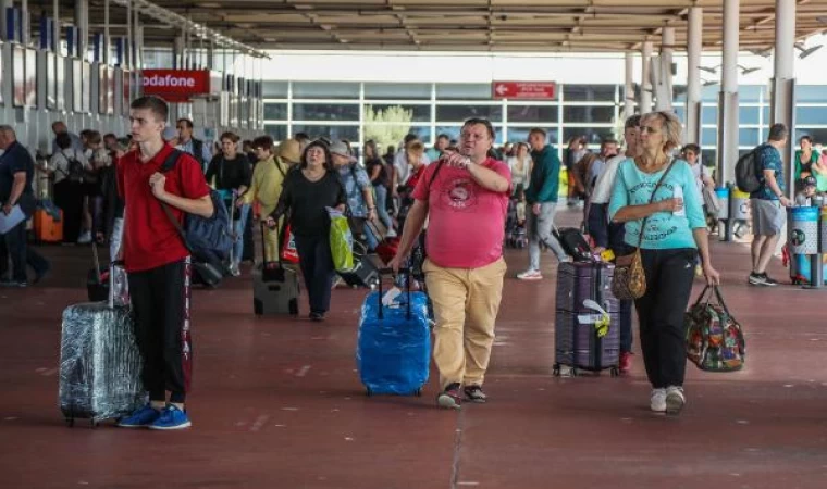 Antalya Havalimanı’nda tüm zamanların yolcu trafiği rekoru