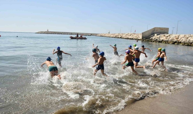 Aquatlon yarışlarında 64 sporcunun 45i Yenişehir Belediyesi adına yarıştı