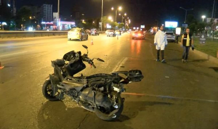 Ataşehir D-100 Karayolu’nda otomobilin çarptığı motosikletli hayatını kaybetti