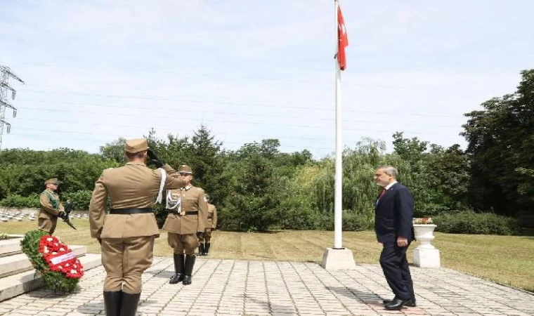 Bakan Fidan, Macaristan’da Galiçya Türk Şehitliği’ni ziyaret etti