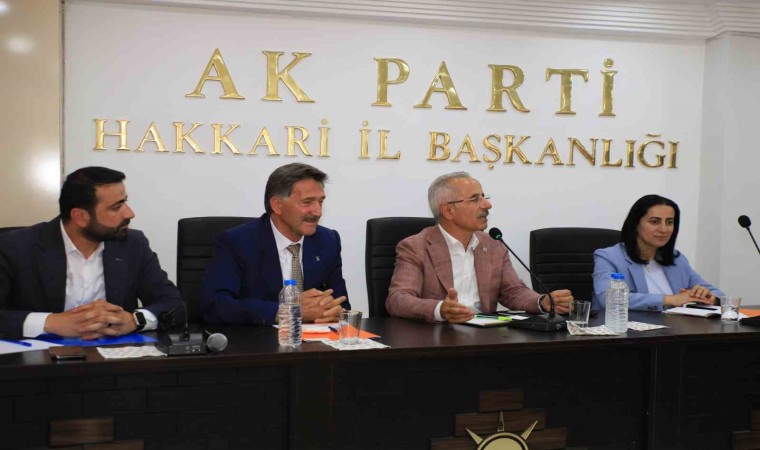 Bakan Uraloğlu, Hakkariden ayrıldı