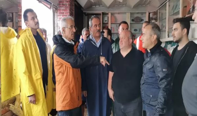 Bakan Uraloğlu: Ordu’da 351 iş yeri, 32 konut ve 35 araç selden etkilendi/Ek Fotoğraflar