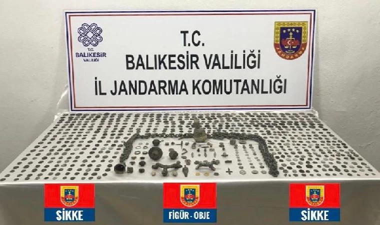 Balıkesir’de 2 bin 139 sikke ve 52 tarihi obje ele geçirildi