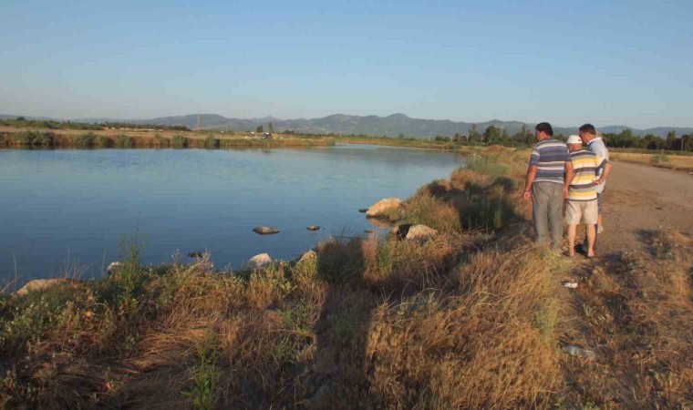 Balıkesirde derelerde artan kirlilik, toplu balık ölümlerine neden oldu