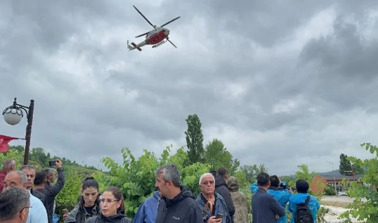 Bartın’da sağanak; dereler taştı, mahsur kalanlar kurtarıldı (4)