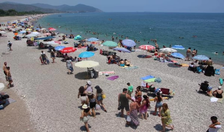 Bayram tatilinin gözdesi Olimpos, ’çöp’le doldu