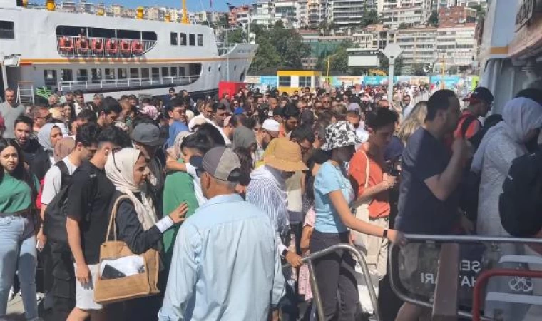 Bayramın son gününde Adalar’da yoğunluk