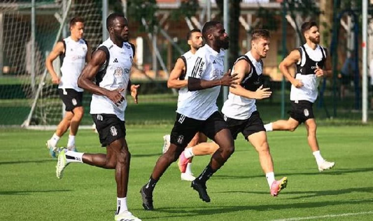 Beşiktaş, kondisyon ve taktik çalıştı