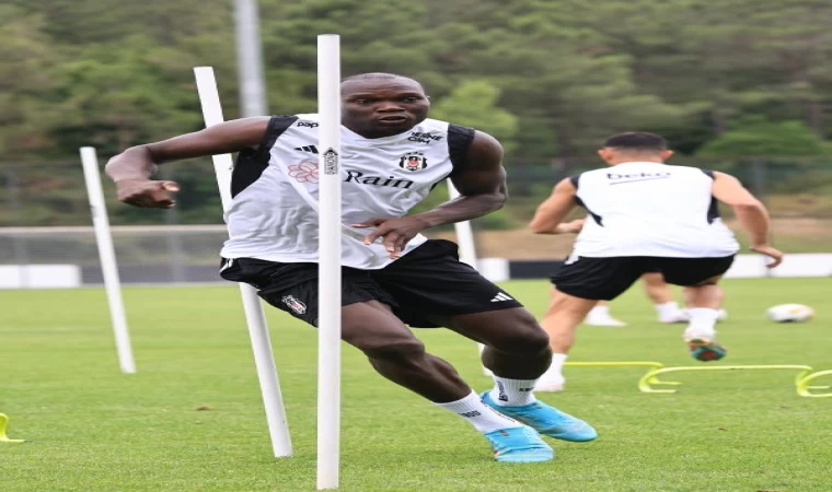 Beşiktaş’ta Aboubakar ve Masuaku antrenmanda yer aldı