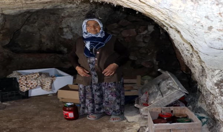 Binlerce yıllık oyma mağaralarda yiyecekler, bozulmadan muhafaza ediliyor