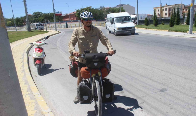 Bisikletle dünya turuna çıkan Fransız, Konyada mola verdi