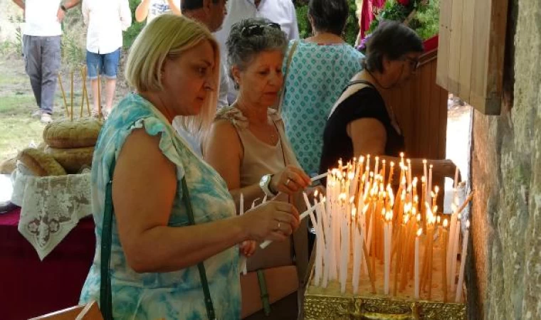 Bozcaada’da Aya Paraskevi Günü ayini yapıldı