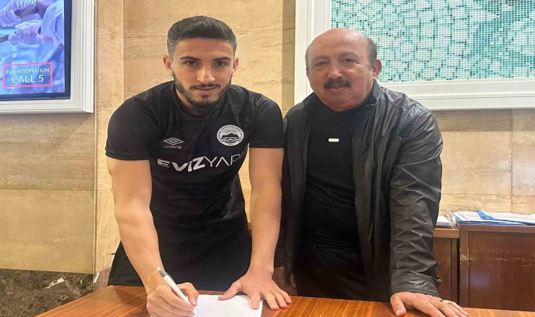 Bucaspor 1928 ile yollarını ayıran Hasan Çelik, Aliağa FKya transfer oldu