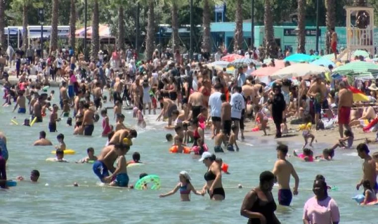 Büyükçemece’de bayramın son gününde plajlar doldu taştı