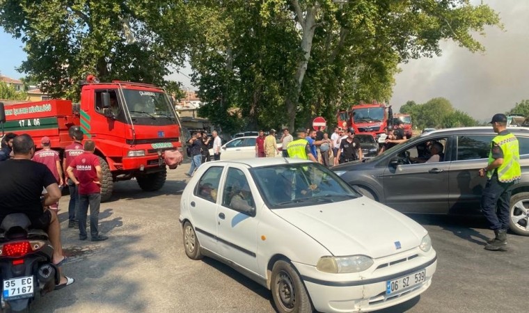 Çanakkalede orman yangını nedeniyle 6 köy boşaltılıyor