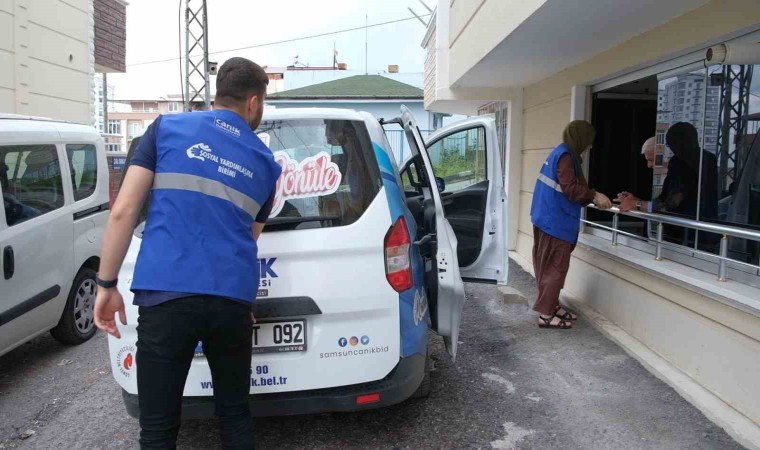 Canik Belediyesi ihtiyaç sahibi vatandaşları yalnız bırakmıyor