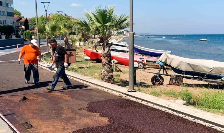 Çiftlikköy sahilinde bozulan kesimler yenilendi