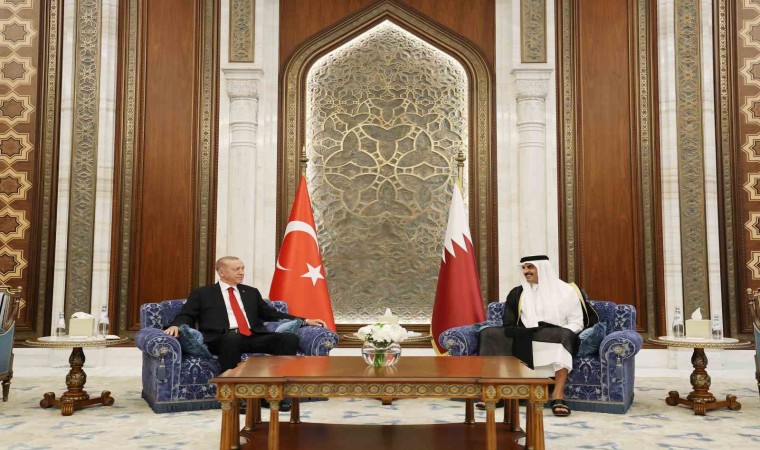 Cumhurbaşkanı Erdoğan, Katar Emiri Al Thani ile görüştü