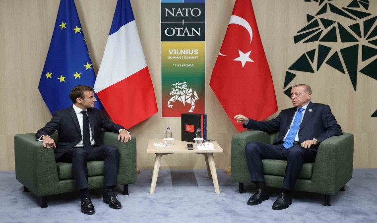 Cumhurbaşkanı Erdoğan, Macron ile görüştü