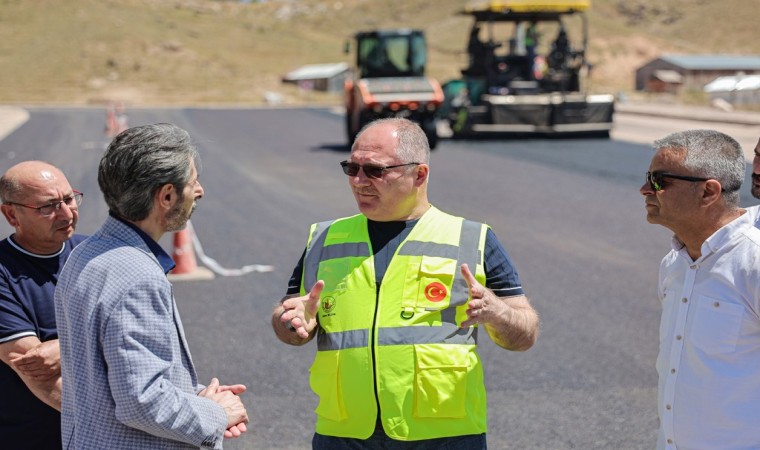 Danişment Gazi TOKİ yolu yenileniyor