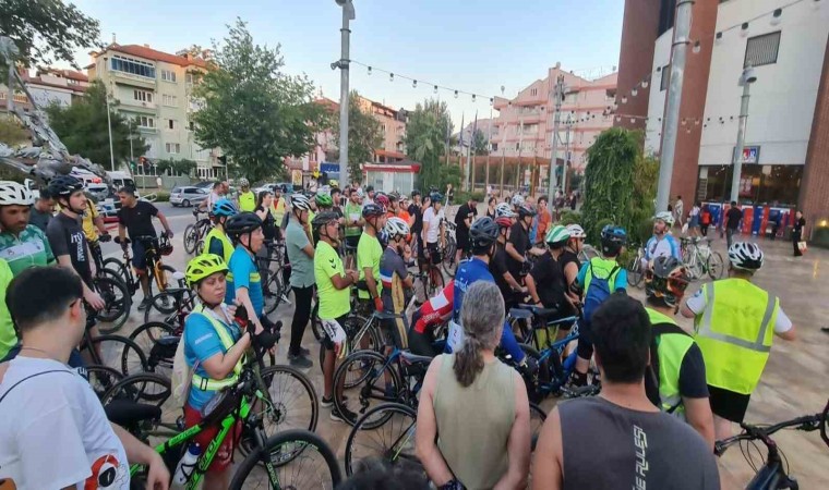 Denizlide pedallar bisikletli cinayetleri için çevrildi