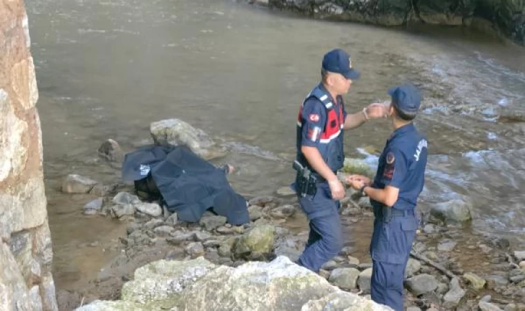 Dere yatağında gördüğü kadın cesedini önce cansız manken zannetti