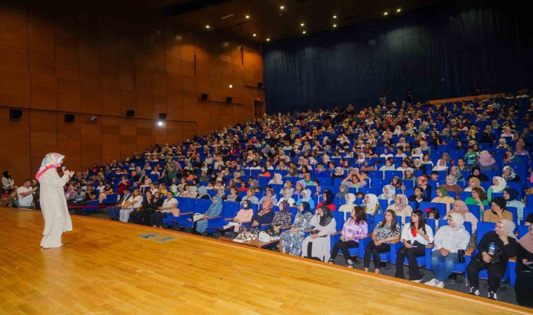 Diyarbakırda “Bağırmayan Anneler” söyleşisi gerçekleşti