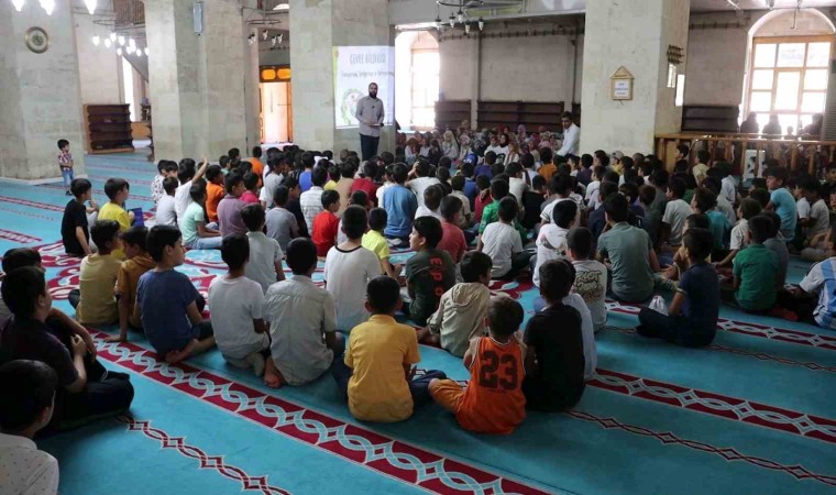 Diyarbakırda camilerde çocuklar eğlenerek öğreniyor