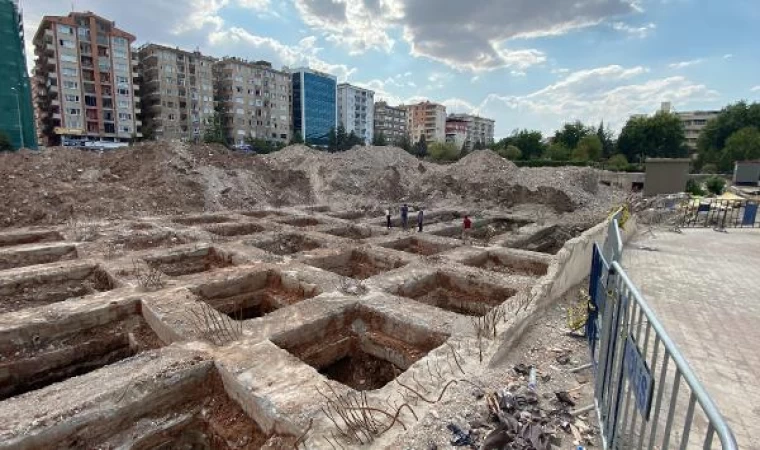 Diyarbakır’da depremde yıkılan binalar için hazırlanan yeni bilirkişi raporu, tamamlandı