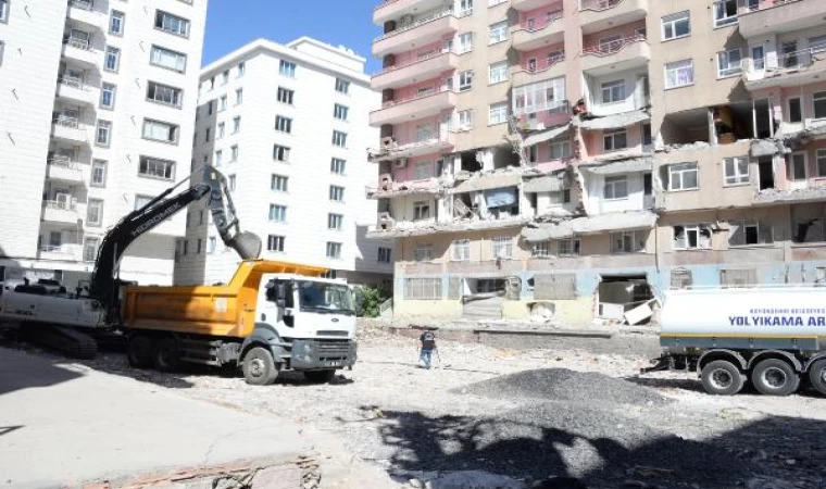 Diyarbakır’da yıkılan binalar için yeni bilirkişi raporu hazırlanacak