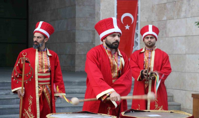 Dünyanın en eski askeri bandosu, açılan kursta yeniden canlanıyor