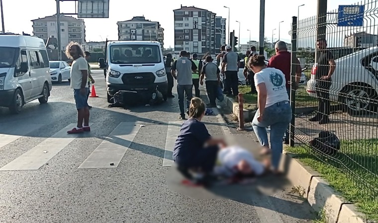 Edremitte kavşakta zincirleme kaza: 1 yaralı