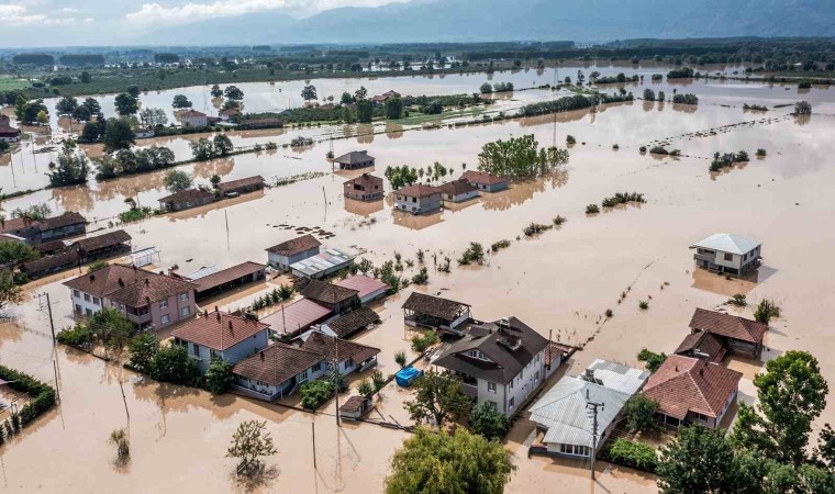 Efteni Gölünde sağanağın izleri havadan görüntülendi