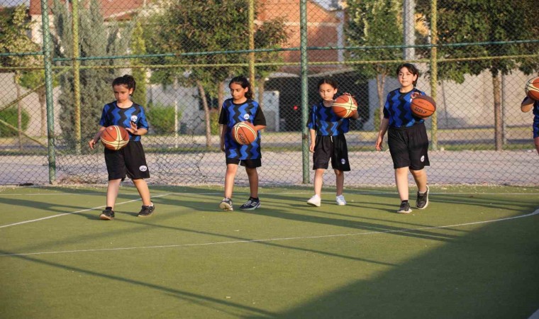 Elazığ Belediyesi ücretsiz yaz spor kursları başladı