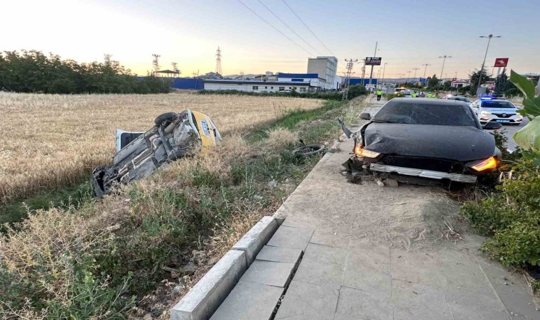 Elazığda trafik kazası: 3 yaralı