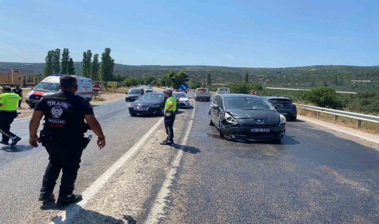 Erdekte trafik kazasında 1 kişi yaralandı