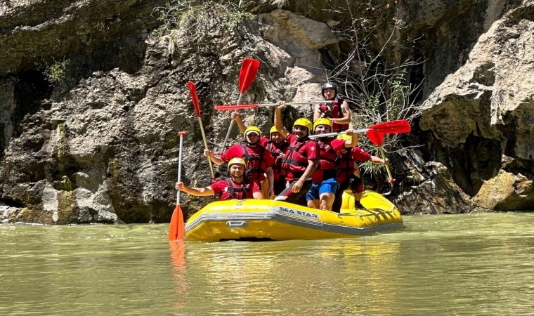 Erzincan MEB AKUB rafting etkinliği ile gelişimine devam ediyor