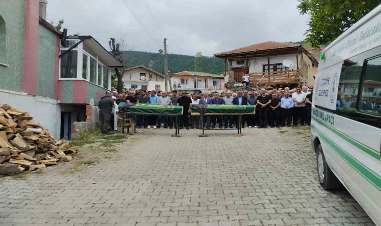 Eşi tarafından öldürülen kadın ve annesi Tokatta toprağa verildi