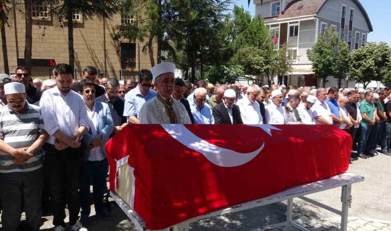 Eski Milletvekili Yakup Üstün memleketi Ispartada son yolculuğuna uğurlandı