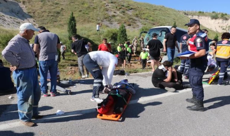 Eskişehir’de yolcu otobüsü şarampole düştü: 35 yaralı