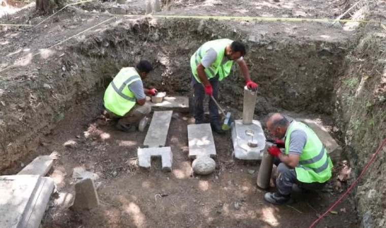 Eyüpsultan’a açık hava müzesi; 19’uncu yüzyıla ait mezar taşları gün yüzüne çıktı