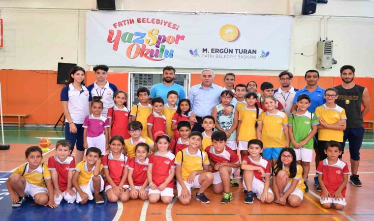 Fatihte 9 branşta yaz spor okulları başlıyor