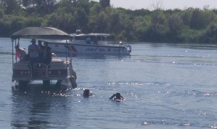 Fırat Nehrinde kaybolan gencin cesedine ulaşıldı