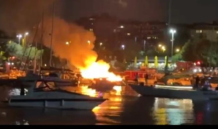 Geniş haber // Maltepe’de tekne alev alev yandı 