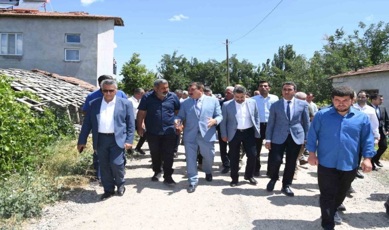 Gürkan: Yazıhana 470 kilometre asfalt yapıldı