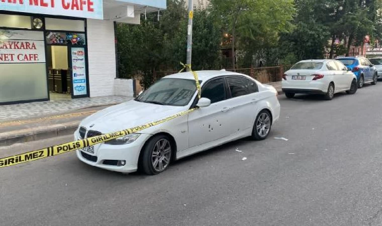 Husumetlileri tarafından otomobilinde silahlı saldırıya uğrayıp yaralandı