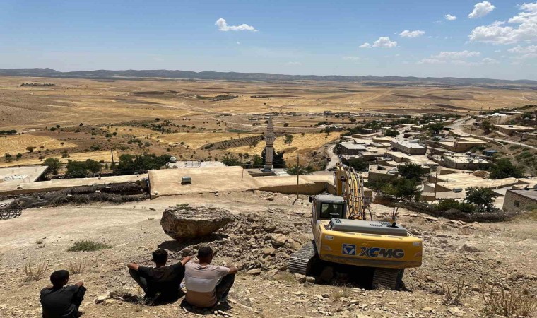 İHAnın haberi ses getirdi, tehlike saçan dev kaya parçaları kaldırıldı