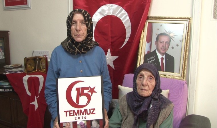 İki oğlu ve damadını 15 Temmuzda şehit veren Muzaffer ninenin acısı 7 yıldır dinmiyor