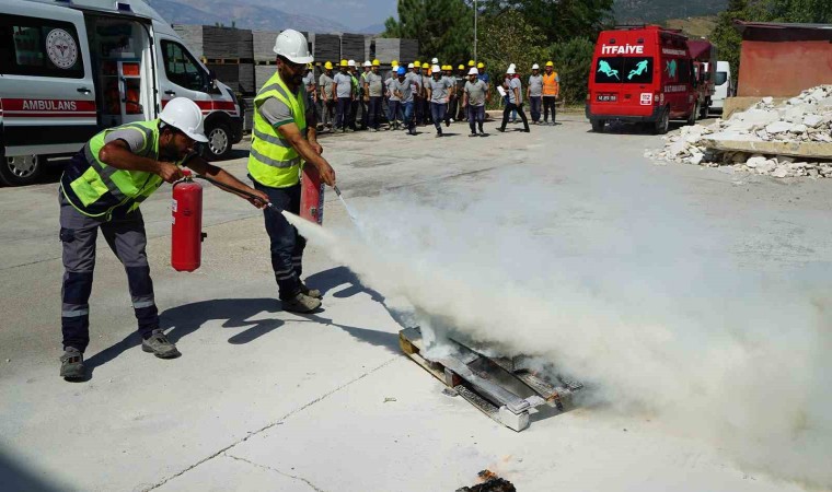 İtfaiyeden yangınlara karşı müdahale eğitimi